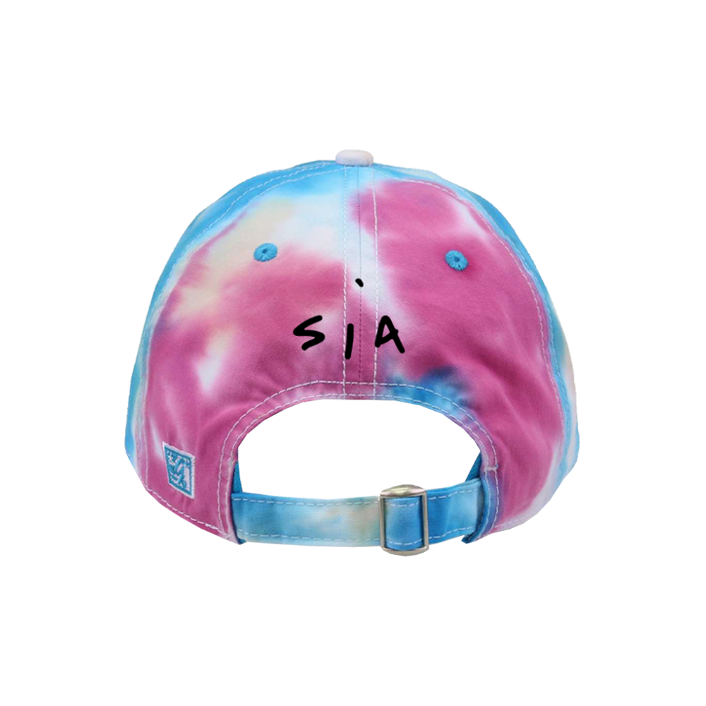 Tie-dye baseball cap with ’SIA’ written on the back.